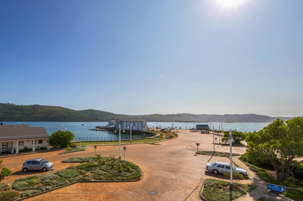 Thesen Harbour Town Apartments @ Beautiful Knysna Villas ภายนอก รูปภาพ